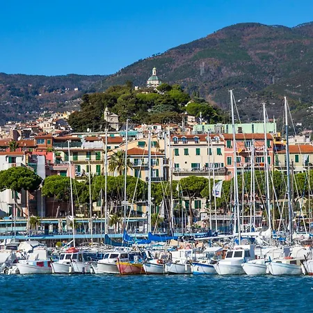 Apartament Bilocale: 5 Minuti Dall'ariston San Remo