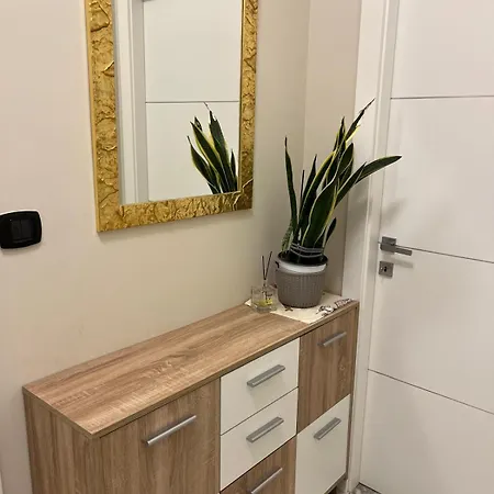 Bilocale: 5 Minuti Dall'ariston * San Remo