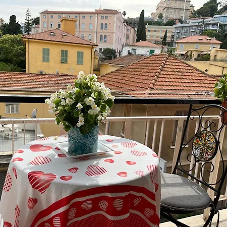 Apartament Bilocale: 5 Minuti Dall'ariston *