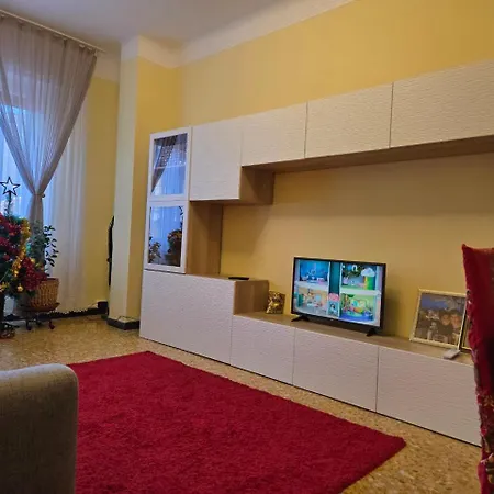 Διαμέρισμα Bilocale: 5 Minuti Dall'ariston